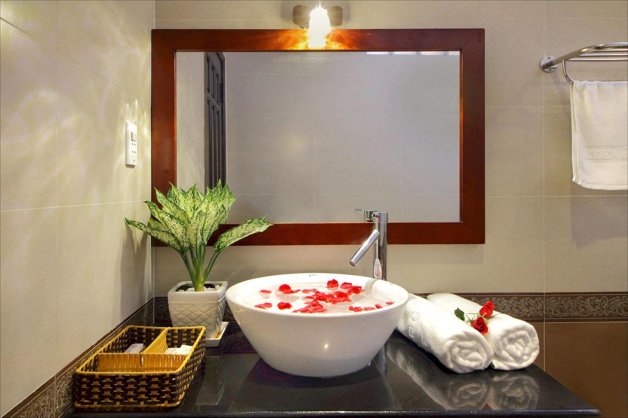 Eden Homestay Hoi An Bagian luar foto